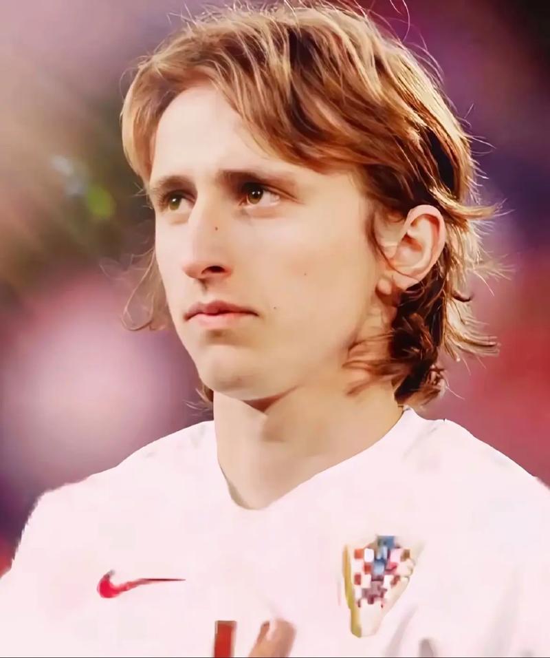 “滇超联赛”限定浪漫 ｜ 怒江队专属“情书”来了